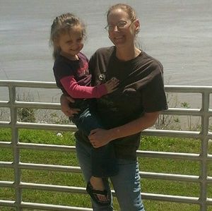 Meet your Posher, Denise